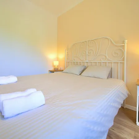 Sara & Kiki * Baška