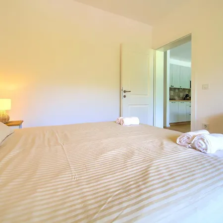 Sara & Kiki 아파트 *